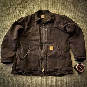 Sherpa lined black Carhartt size medium